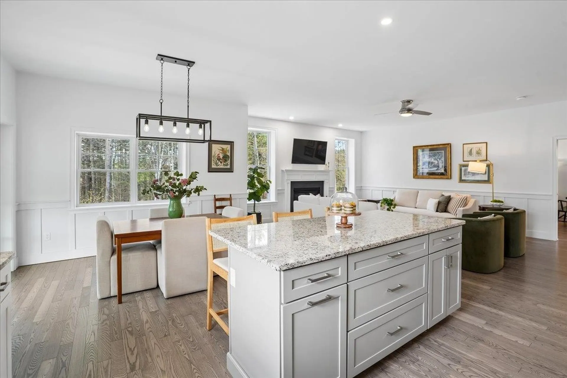 7 John Hardie Way Chichester NH 03258