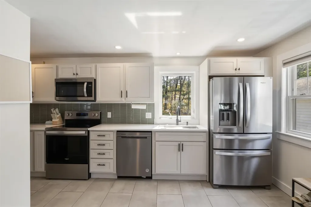 175 Derry Road Hudson NH 03051