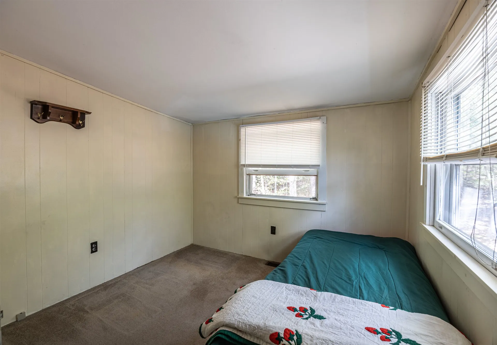 5 Twin Oaks Road Sutton NH 03221