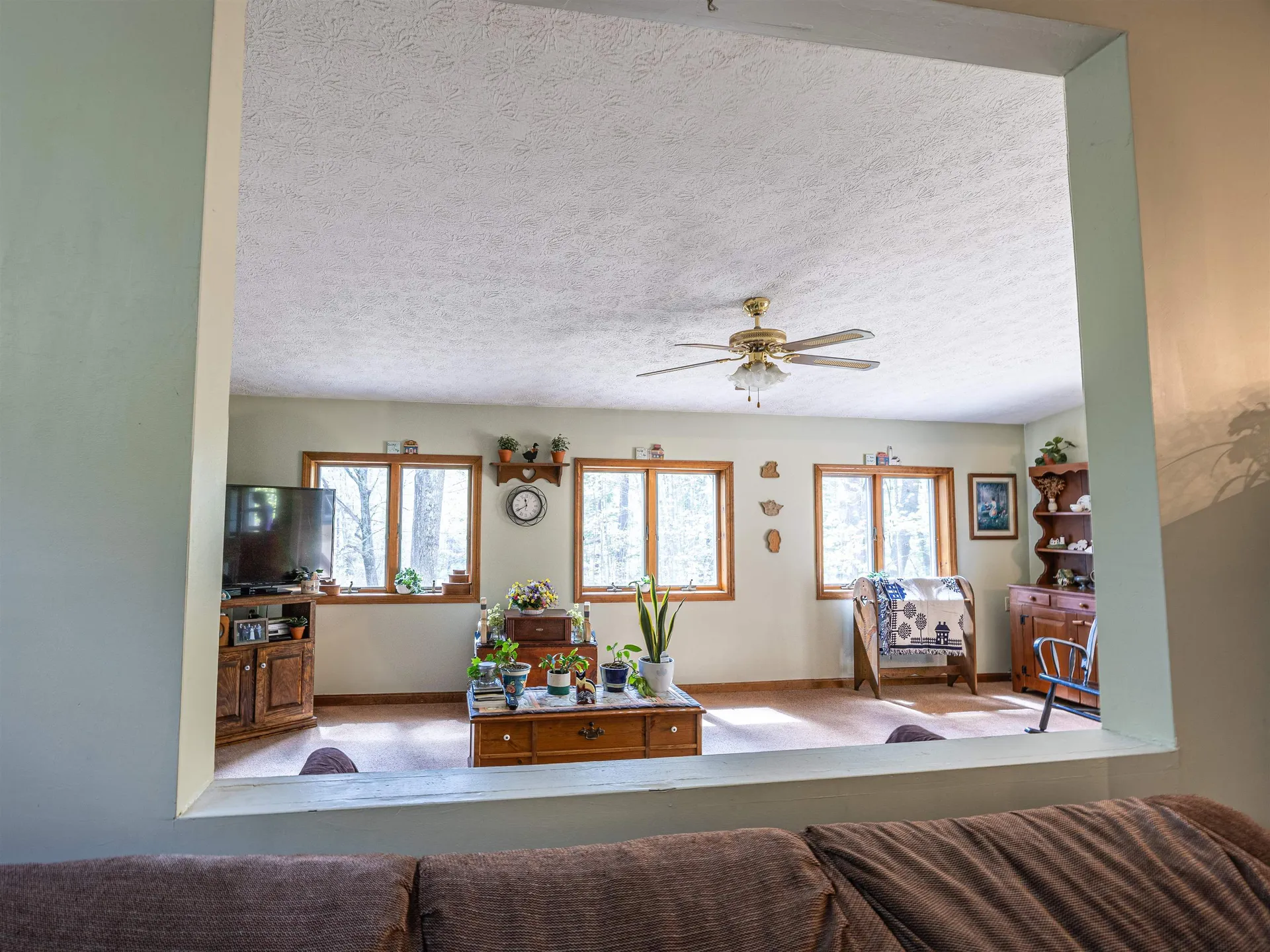 5 Twin Oaks Road Sutton NH 03221