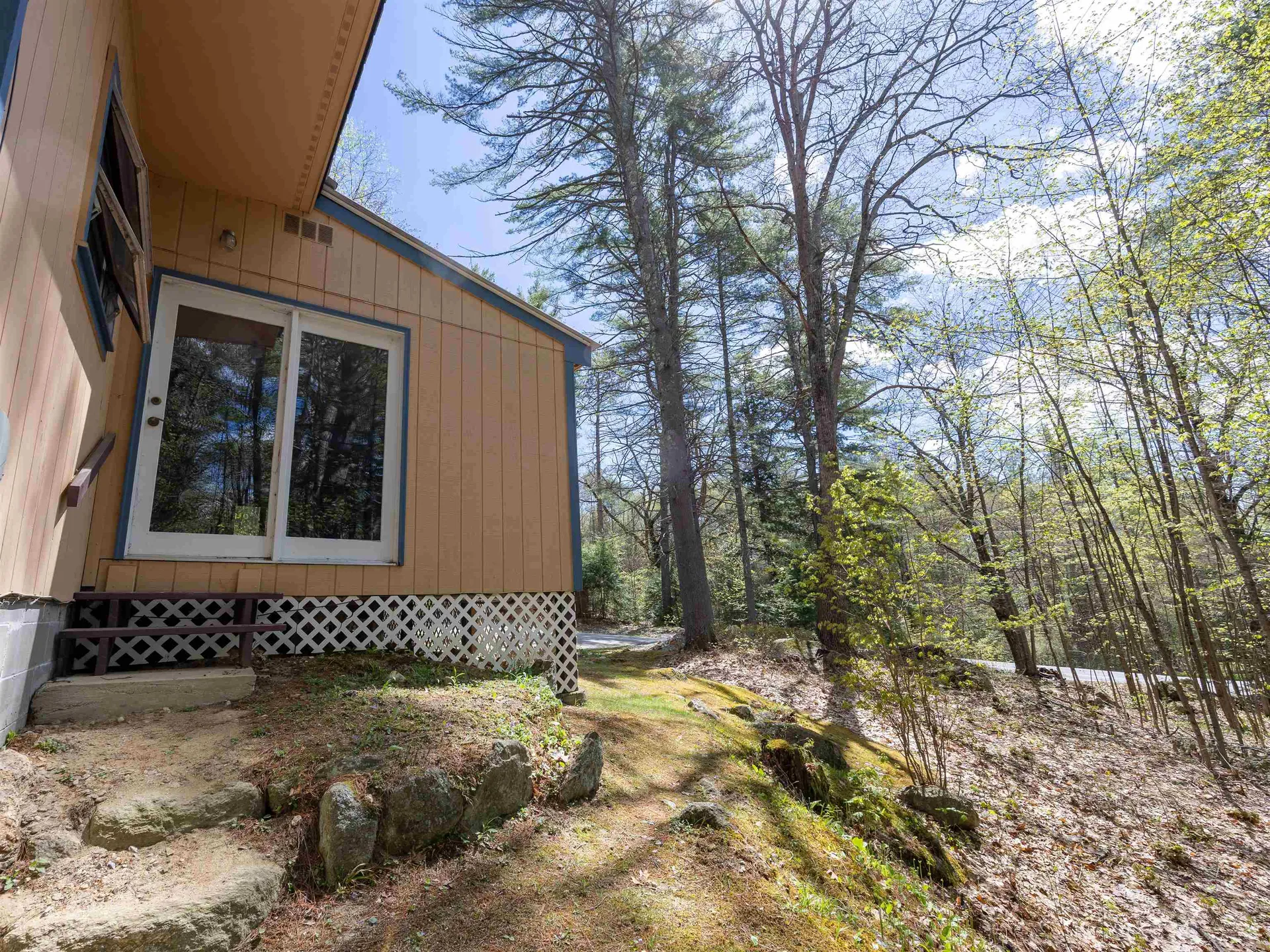 5 Twin Oaks Road Sutton NH 03221