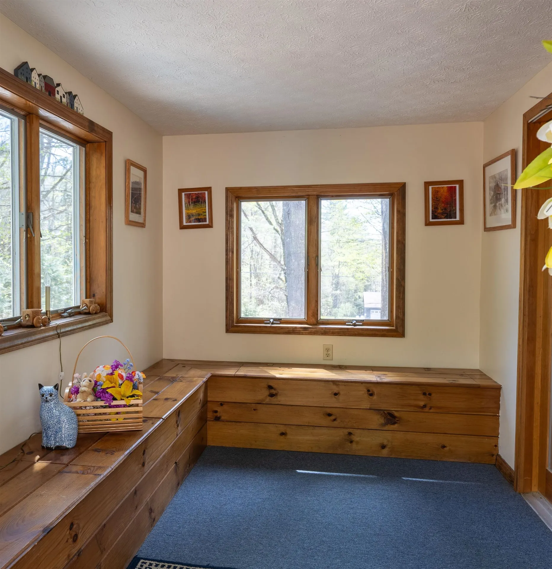 5 Twin Oaks Road Sutton NH 03221