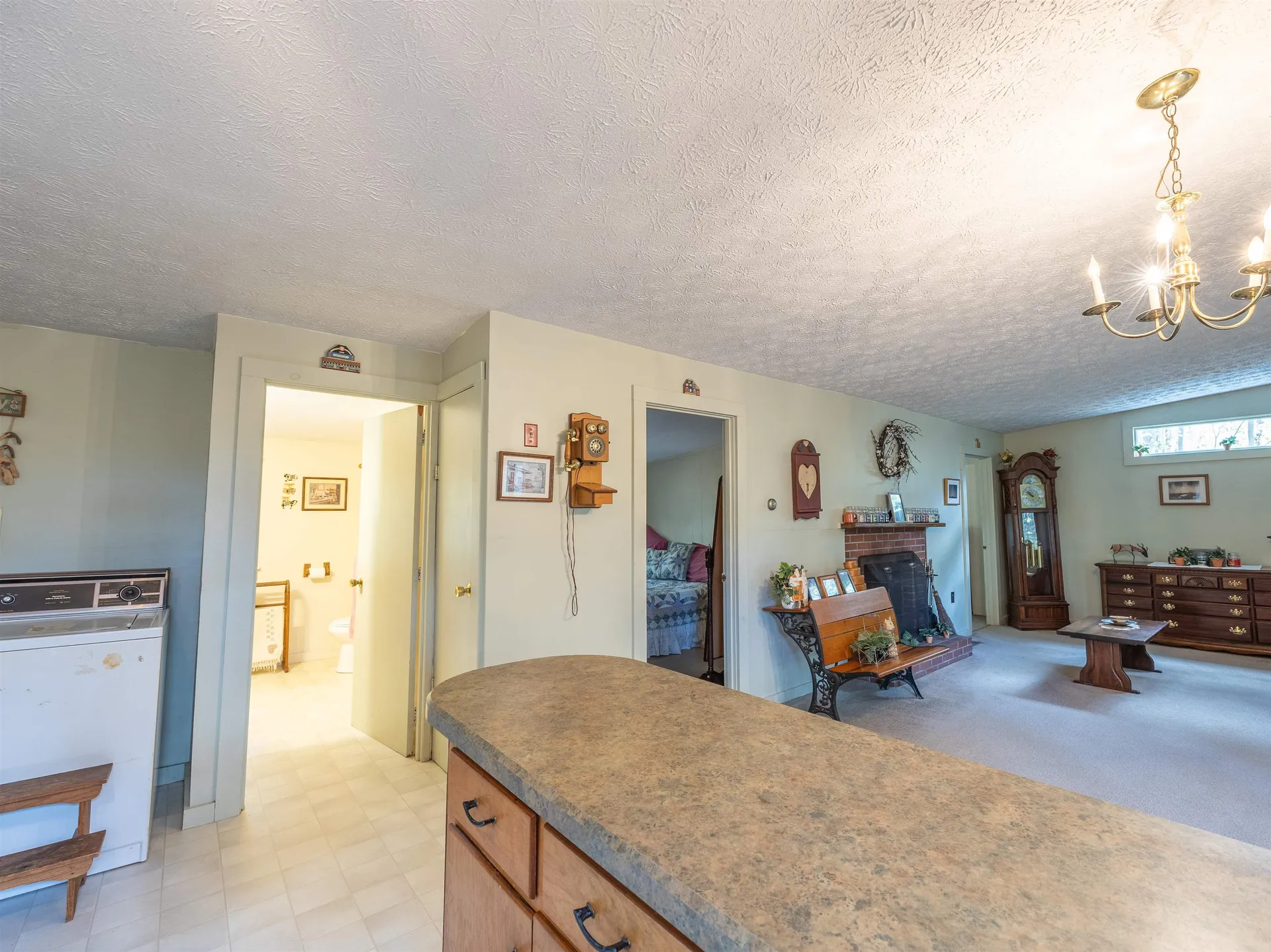 5 Twin Oaks Road Sutton NH 03221