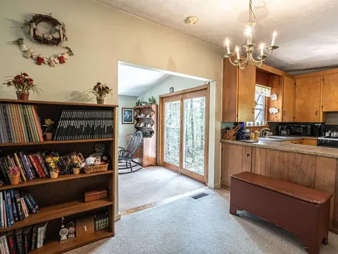 5 Twin Oaks Road Sutton NH 03221