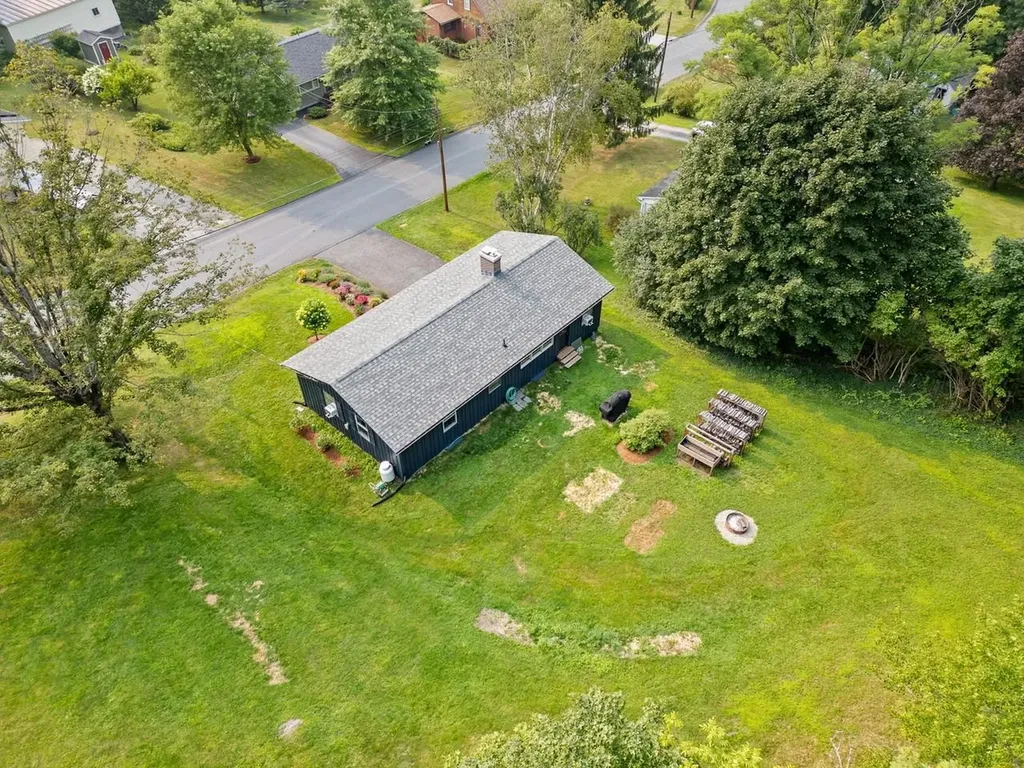 18 Valerie Avenue Montpelier VT 05602