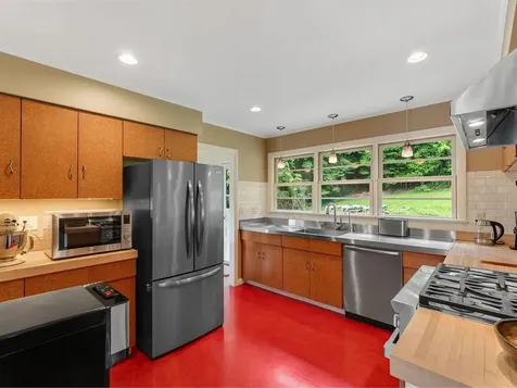 18 Valerie Avenue Montpelier VT 05602