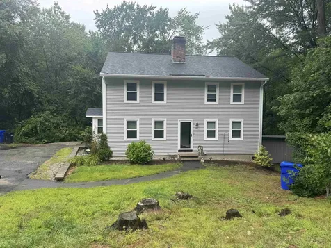 168 Central Street Hudson NH 03051