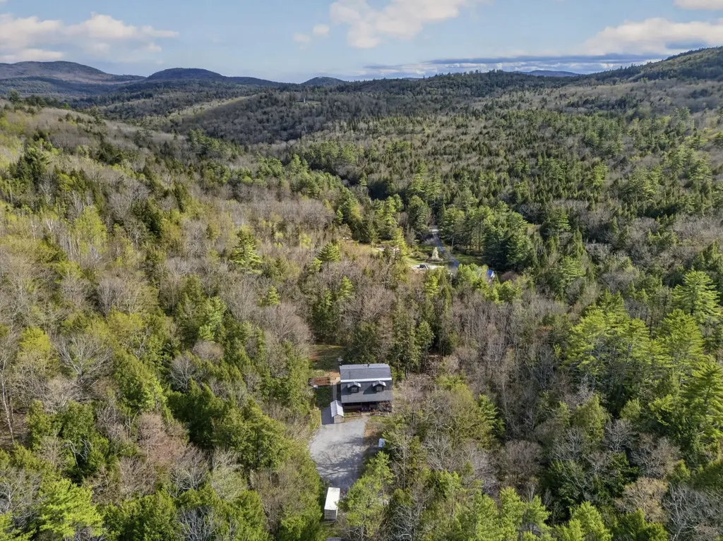 333 Roby Road Sutton NH 03273