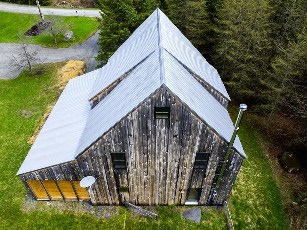 673 + 675 Sanderson Hill Road Charleston VT 05872