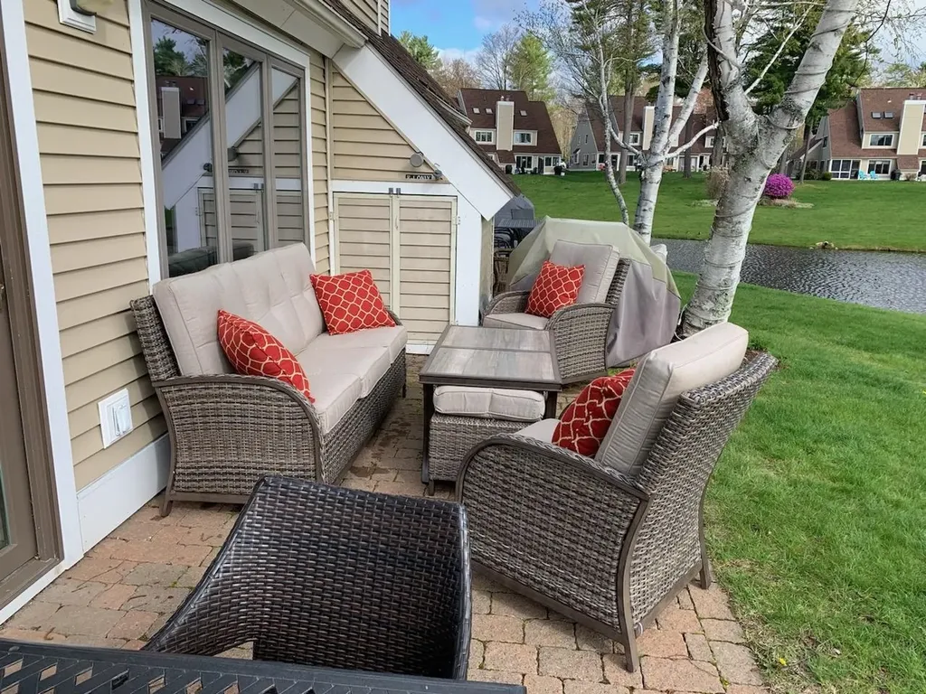 15 Songbird Lane Laconia NH 03246