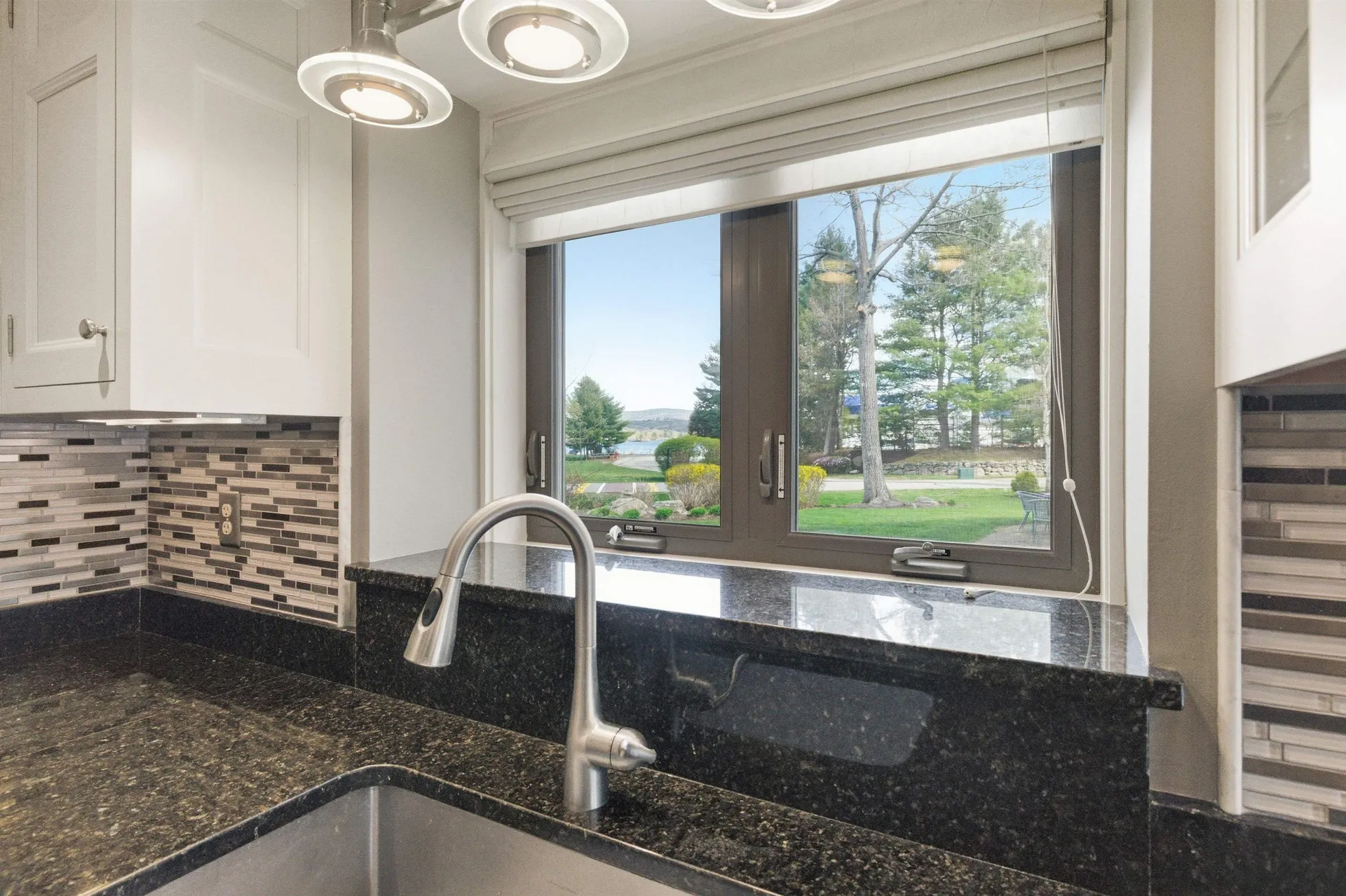 15 Songbird Lane Laconia NH 03246