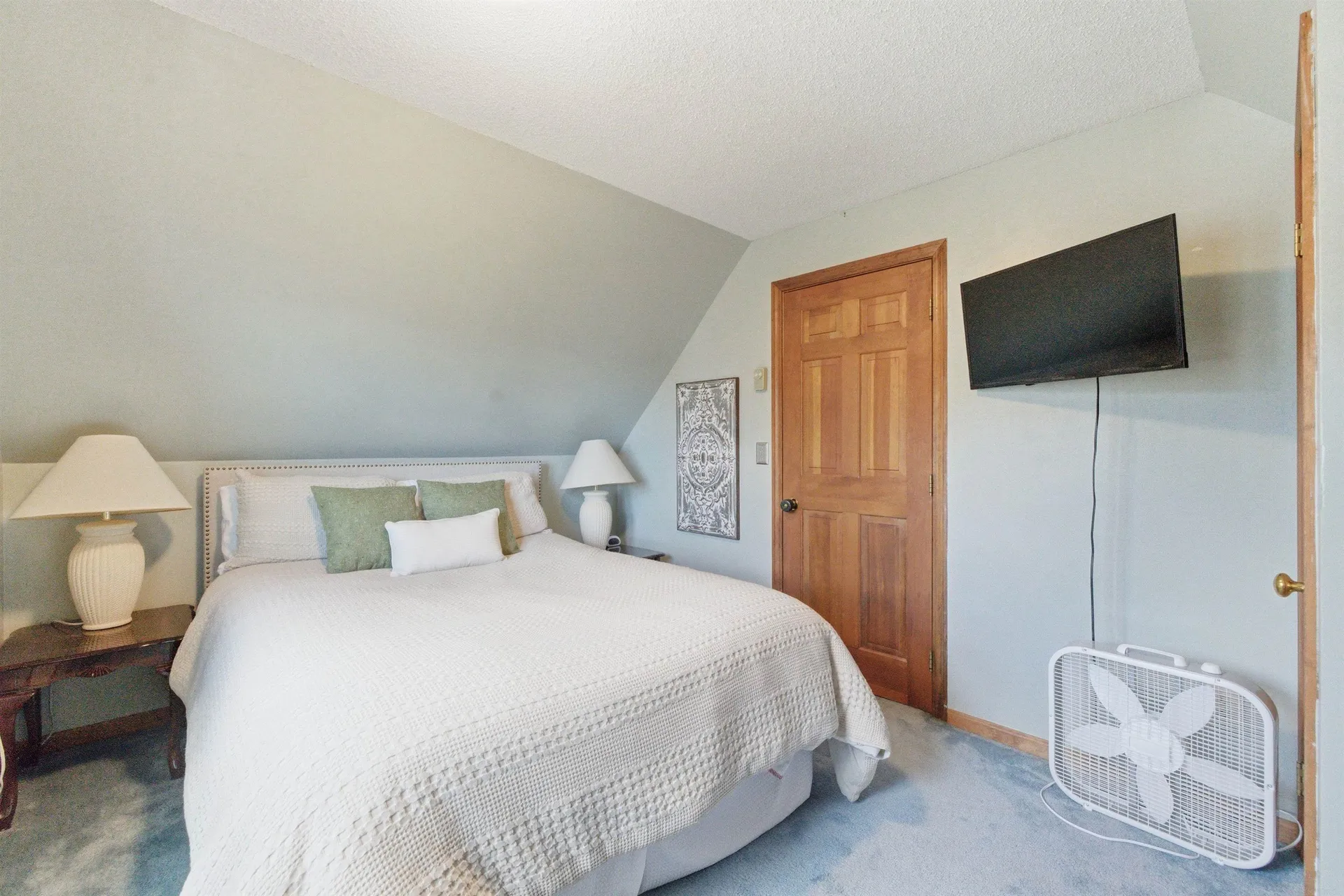 15 Songbird Lane Laconia NH 03246