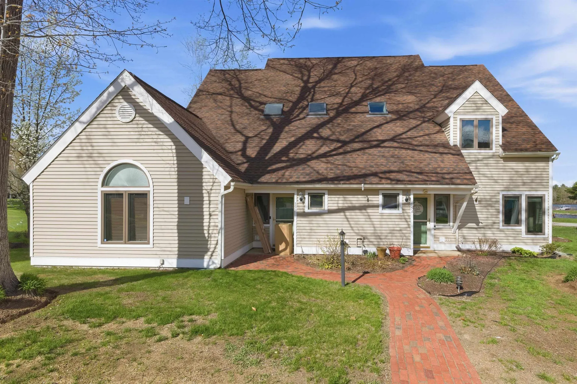 15 Songbird Lane Laconia NH 03246