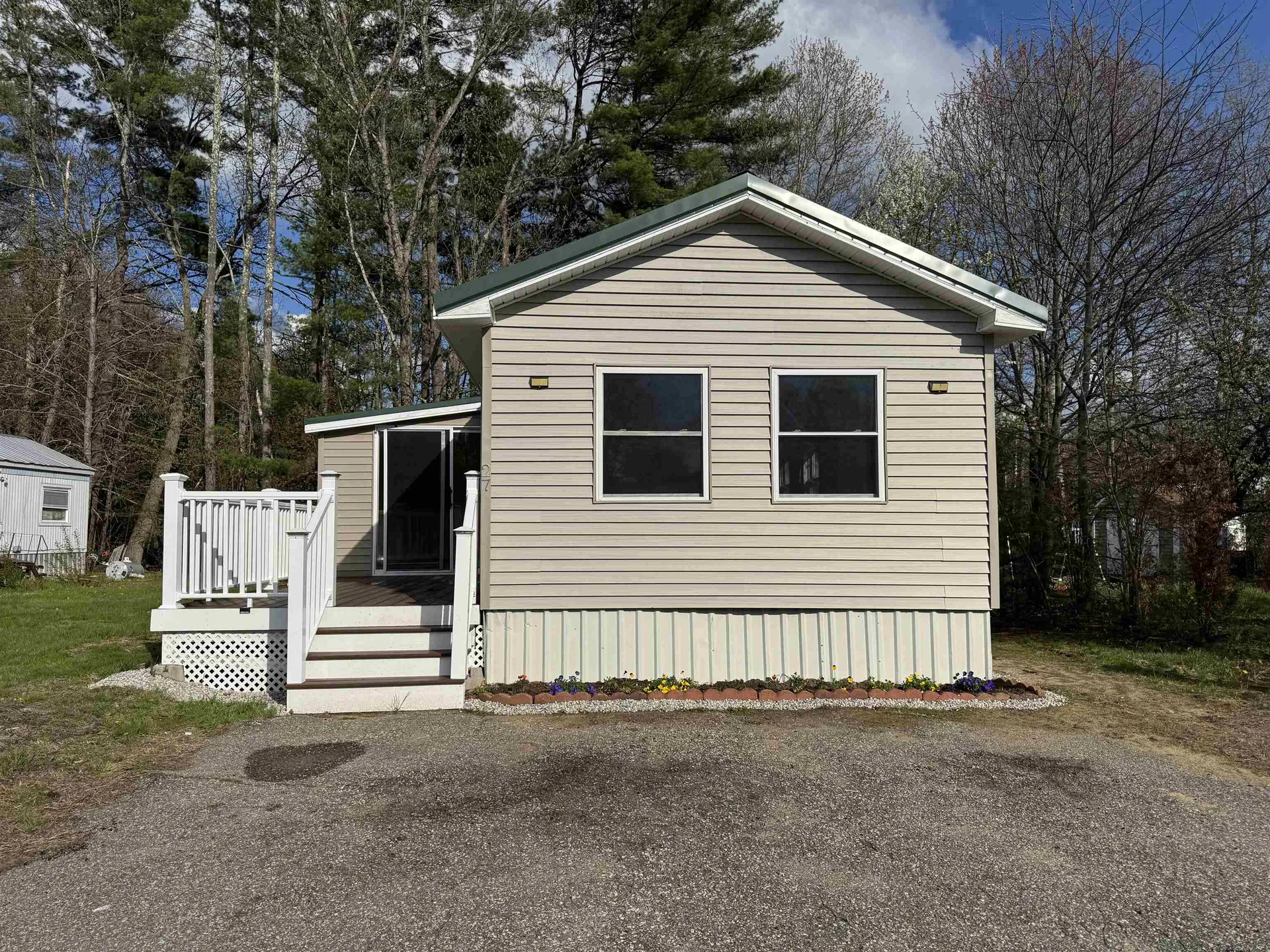 27 Mavis Avenue Rochester NH 03867
