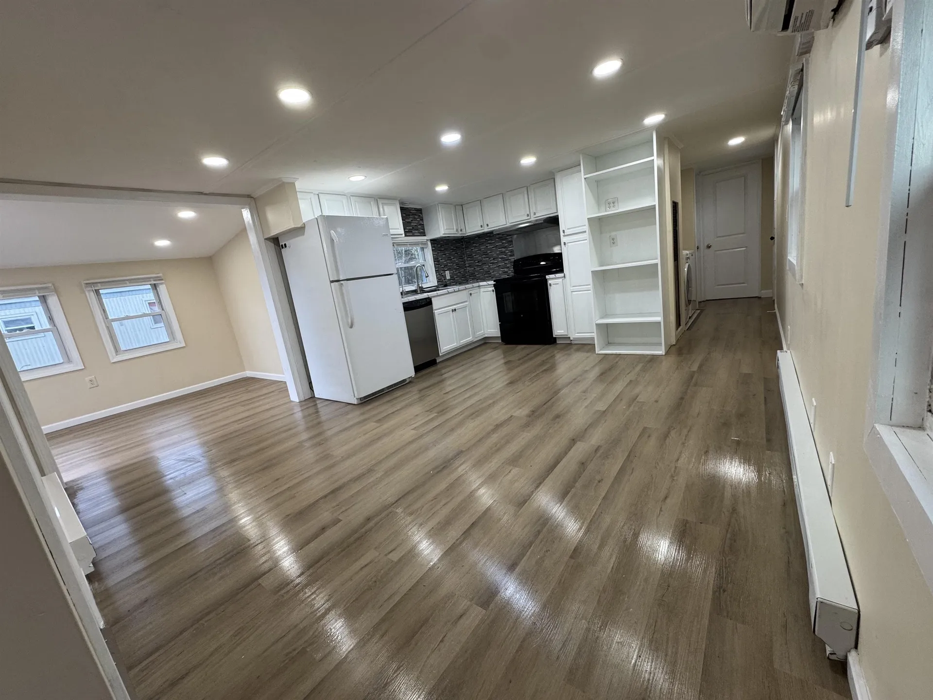 27 Mavis Avenue Rochester NH 03867