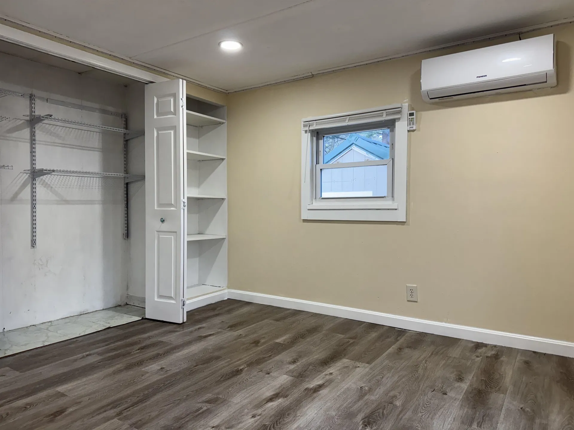 27 Mavis Avenue Rochester NH 03867