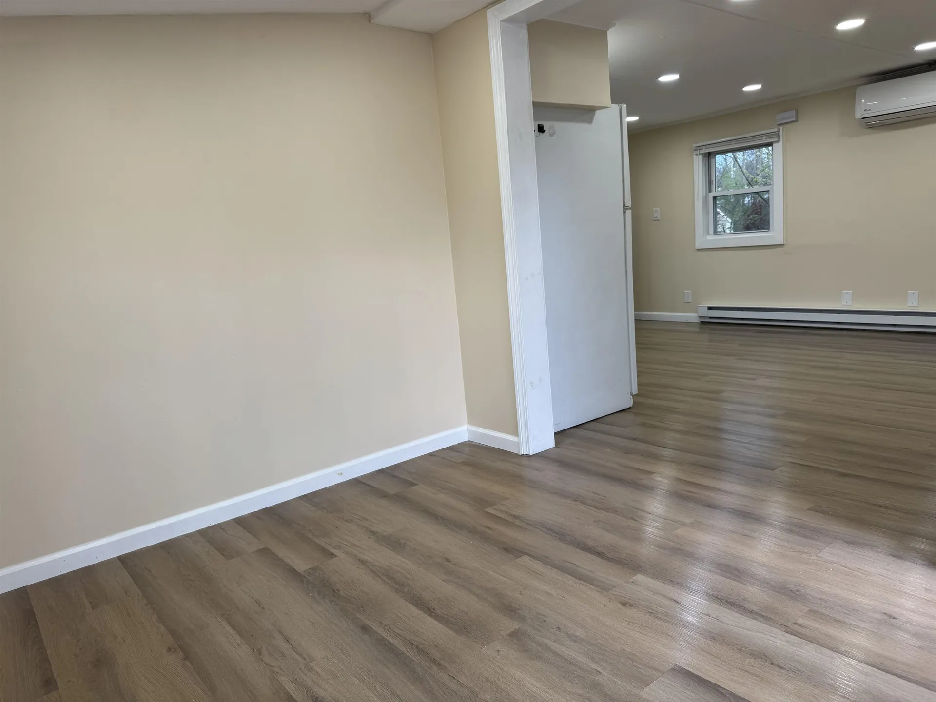 27 Mavis Avenue Rochester NH 03867