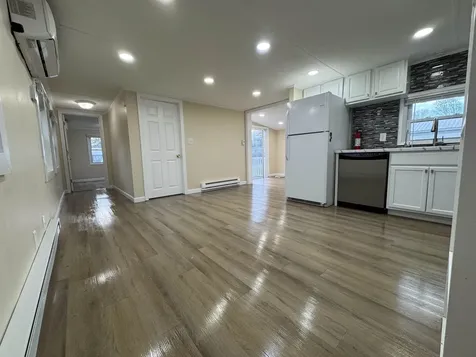 27 Mavis Avenue Rochester NH 03867
