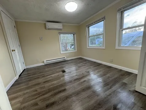 27 Mavis Avenue Rochester NH 03867