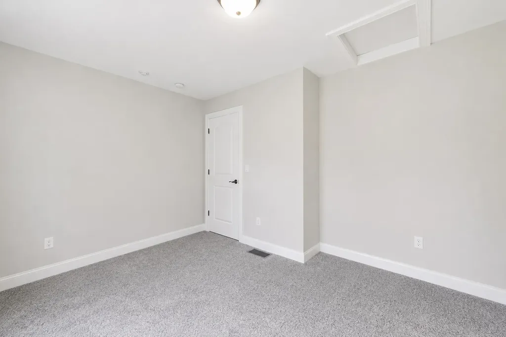 110 Sterling Drive Laconia NH 03246