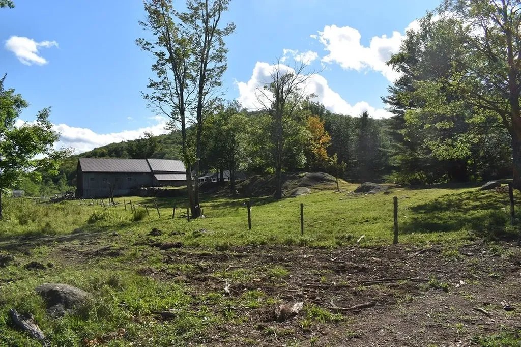 345 Deer Valley Road Bradford NH 03221-0000