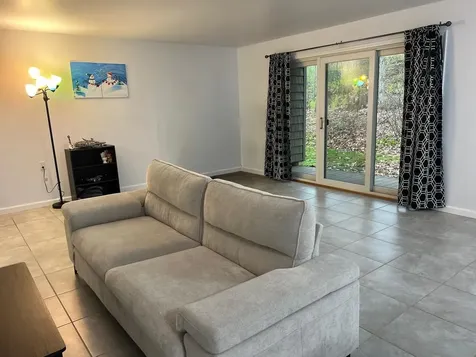 59 Hawthorne Circle South Burlington VT 05403