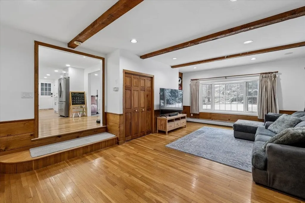 39 Berkley Street Merrimack NH 03054