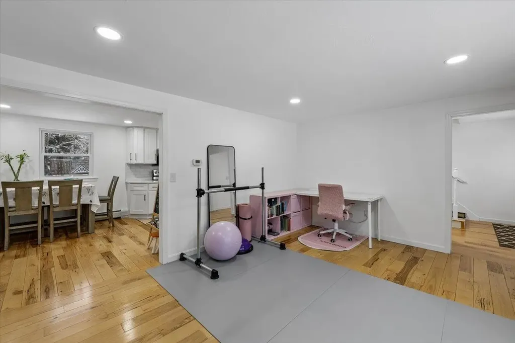 39 Berkley Street Merrimack NH 03054