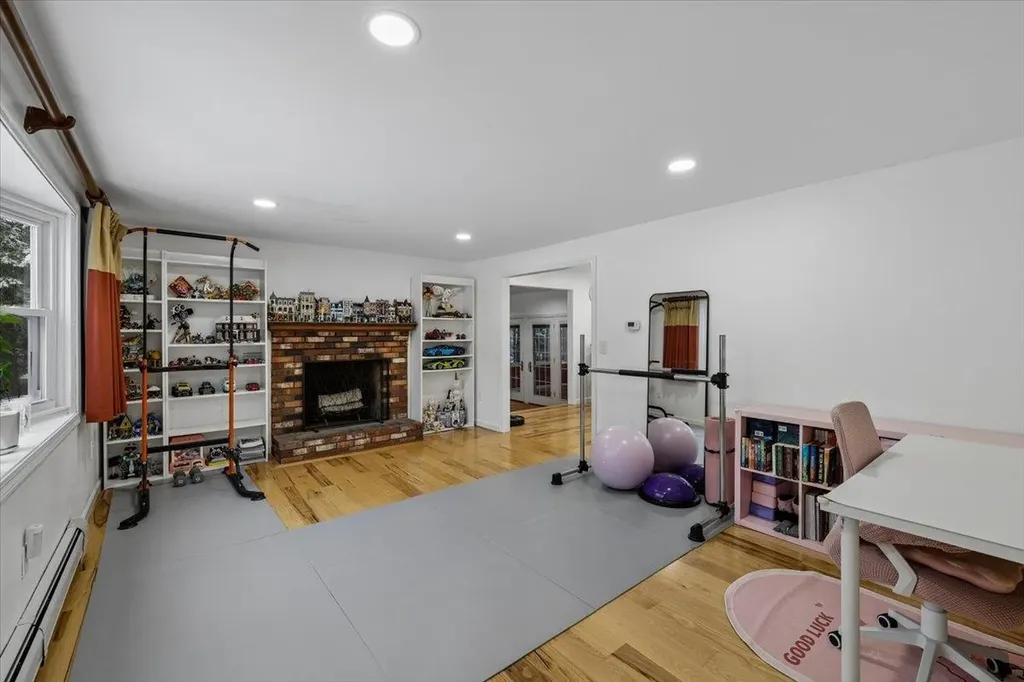 39 Berkley Street Merrimack NH 03054