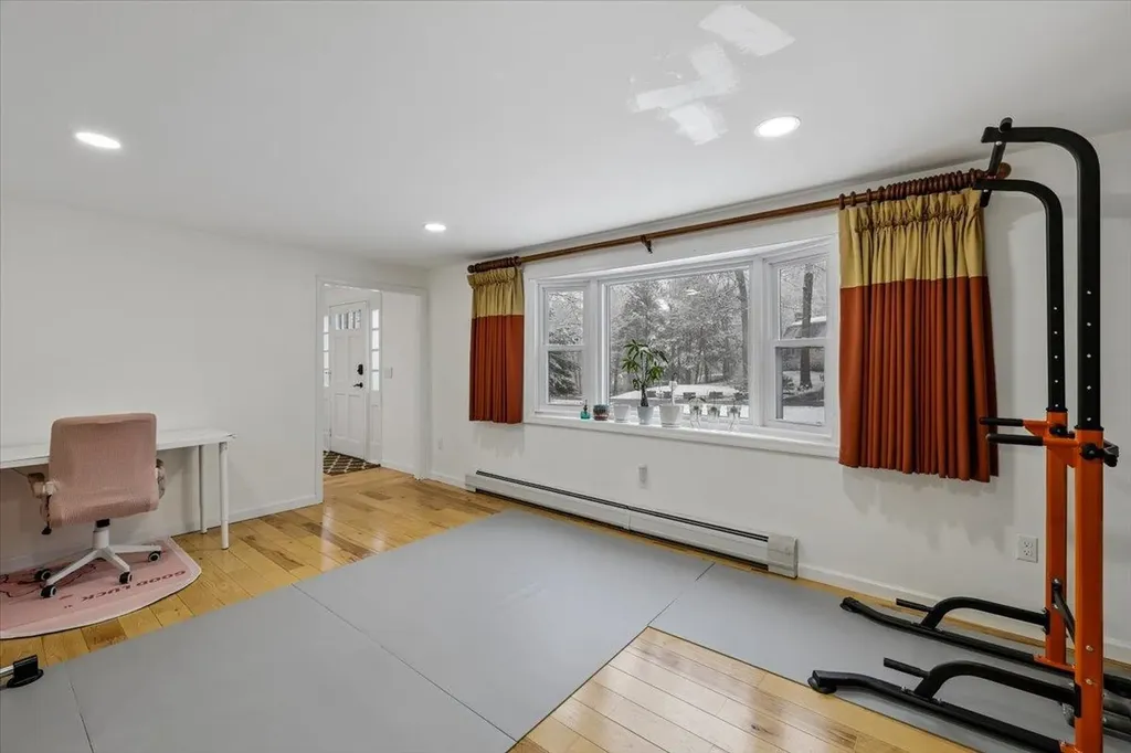 39 Berkley Street Merrimack NH 03054