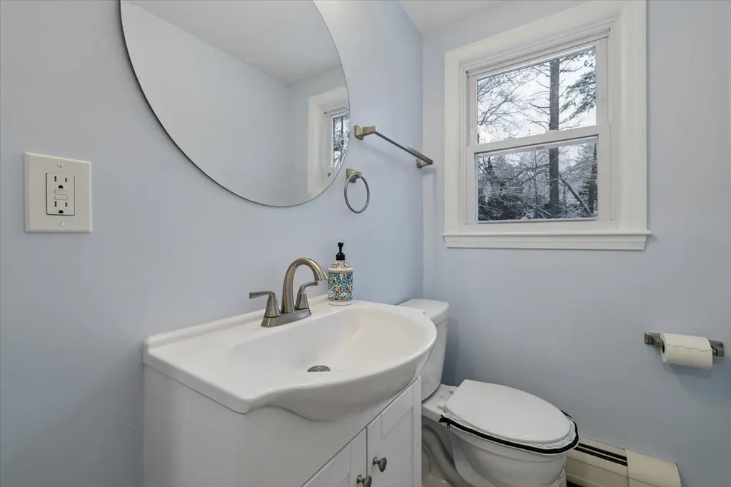 39 Berkley Street Merrimack NH 03054