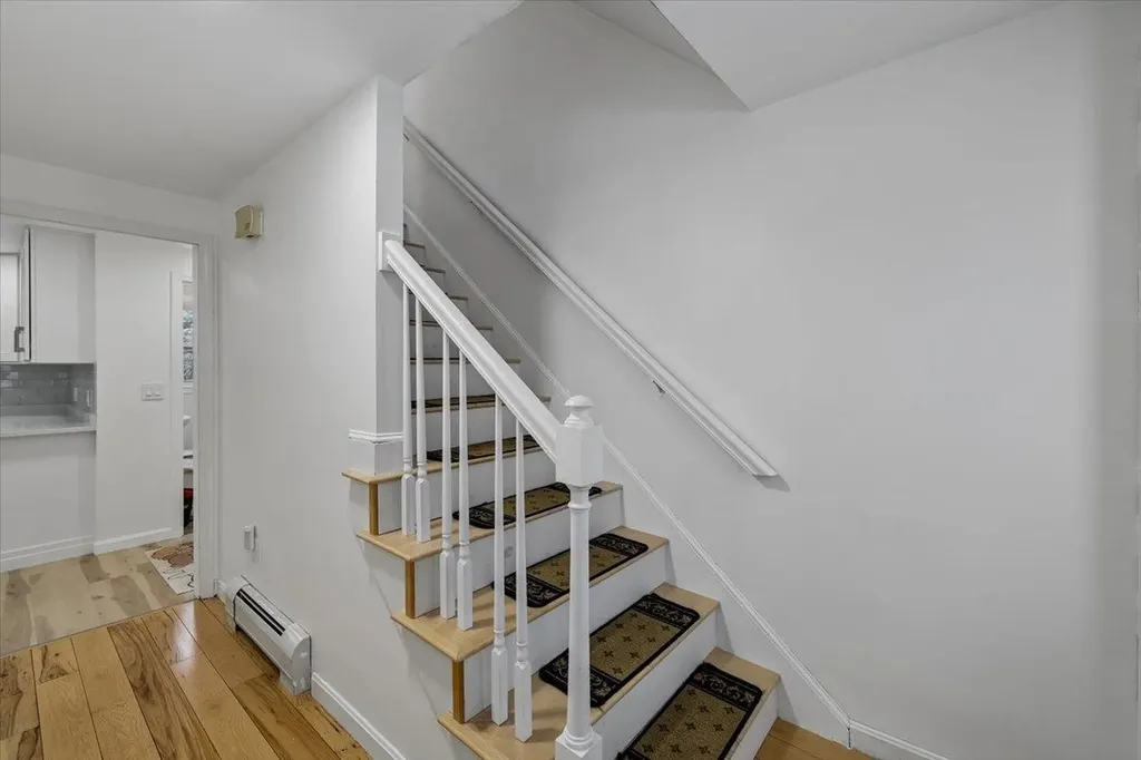 39 Berkley Street Merrimack NH 03054