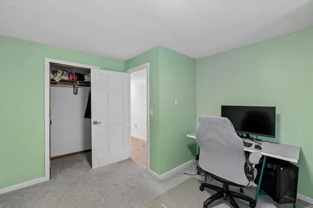 39 Berkley Street Merrimack NH 03054