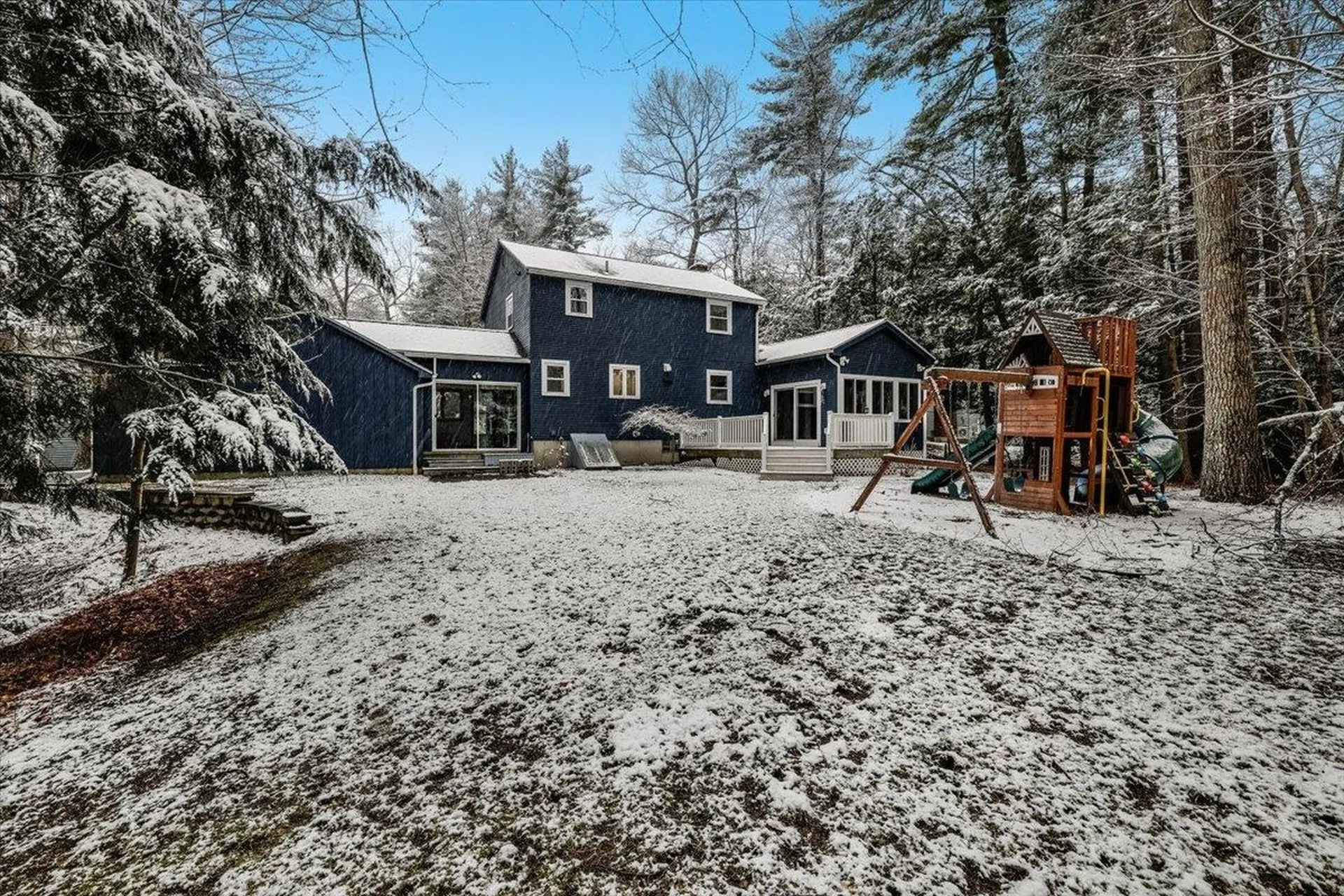 39 Berkley Street Merrimack NH 03054