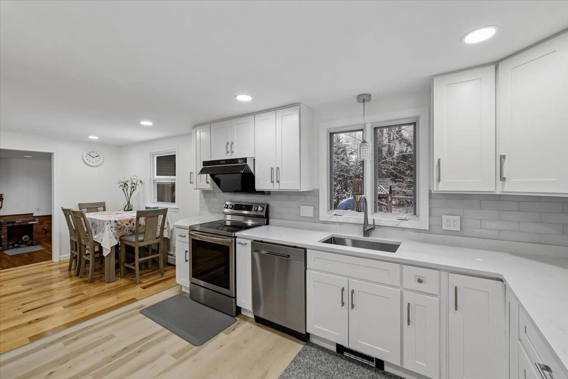 39 Berkley Street Merrimack NH 03054