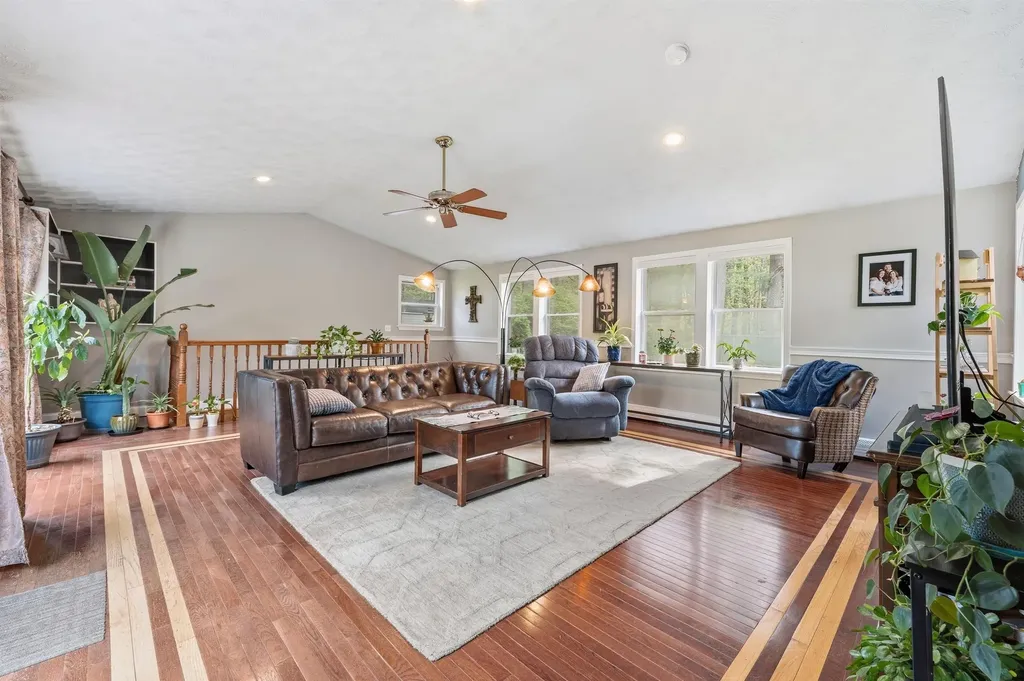 49 Millville Circle Salem NH 03079