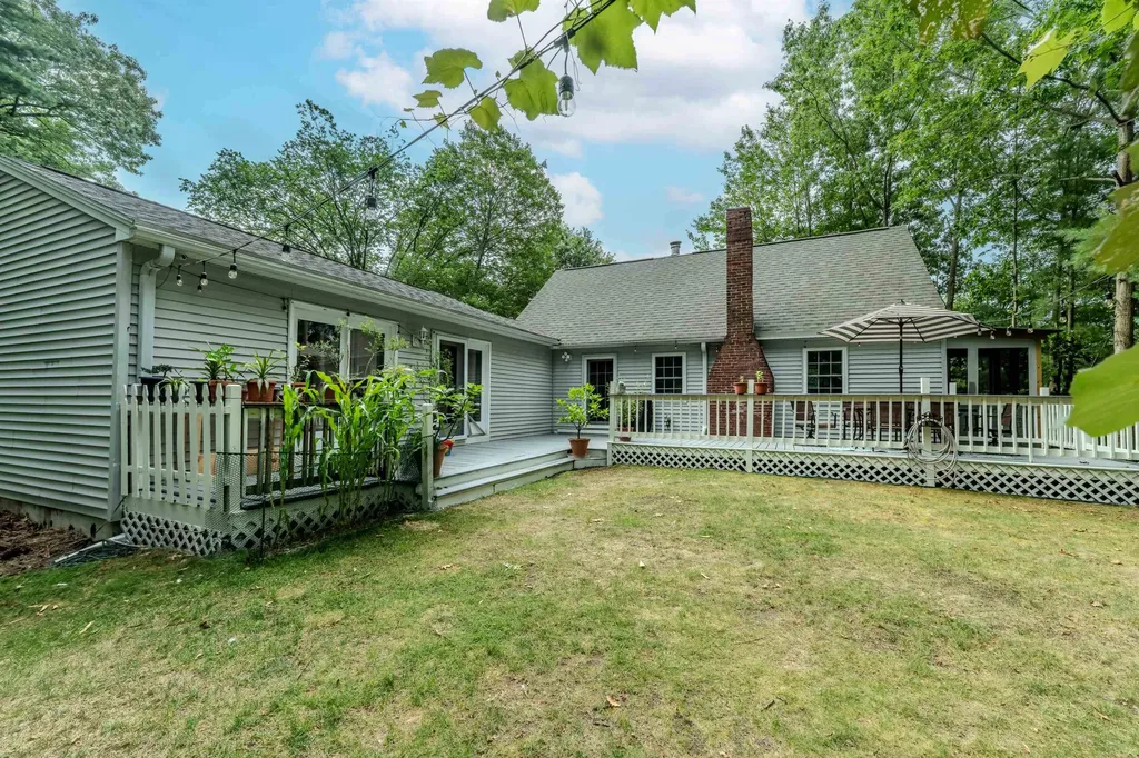 49 Millville Circle Salem NH 03079