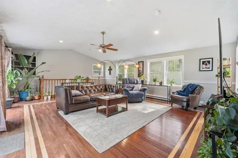 49 Millville Circle Salem NH 03079