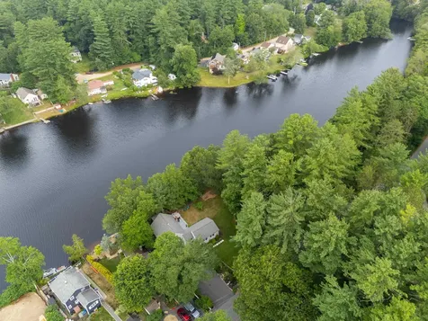 49 Millville Circle Salem NH 03079