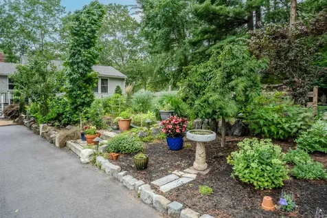 49 Millville Circle Salem NH 03079