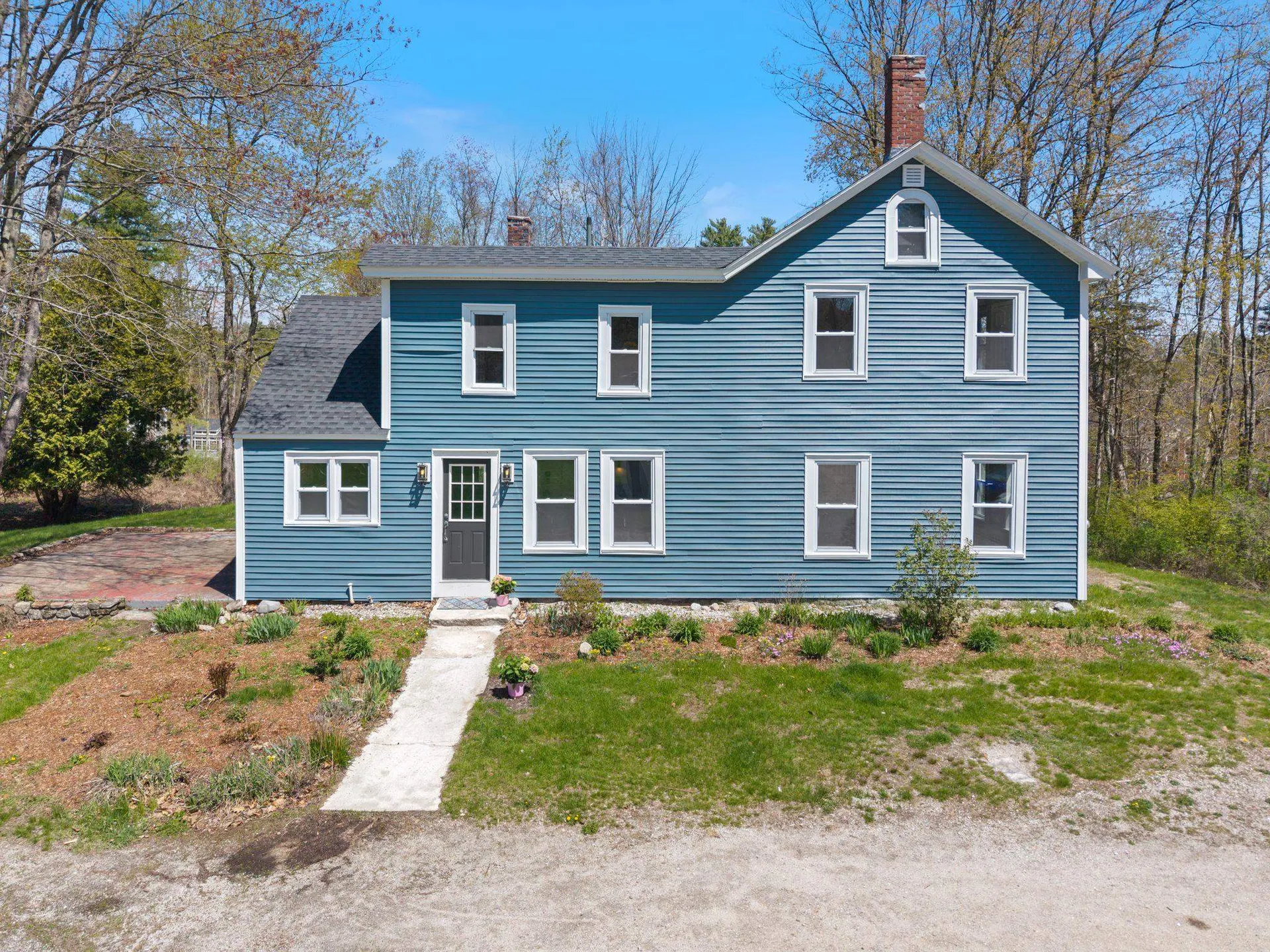 102 Mountain Road Goffstown NH 03045