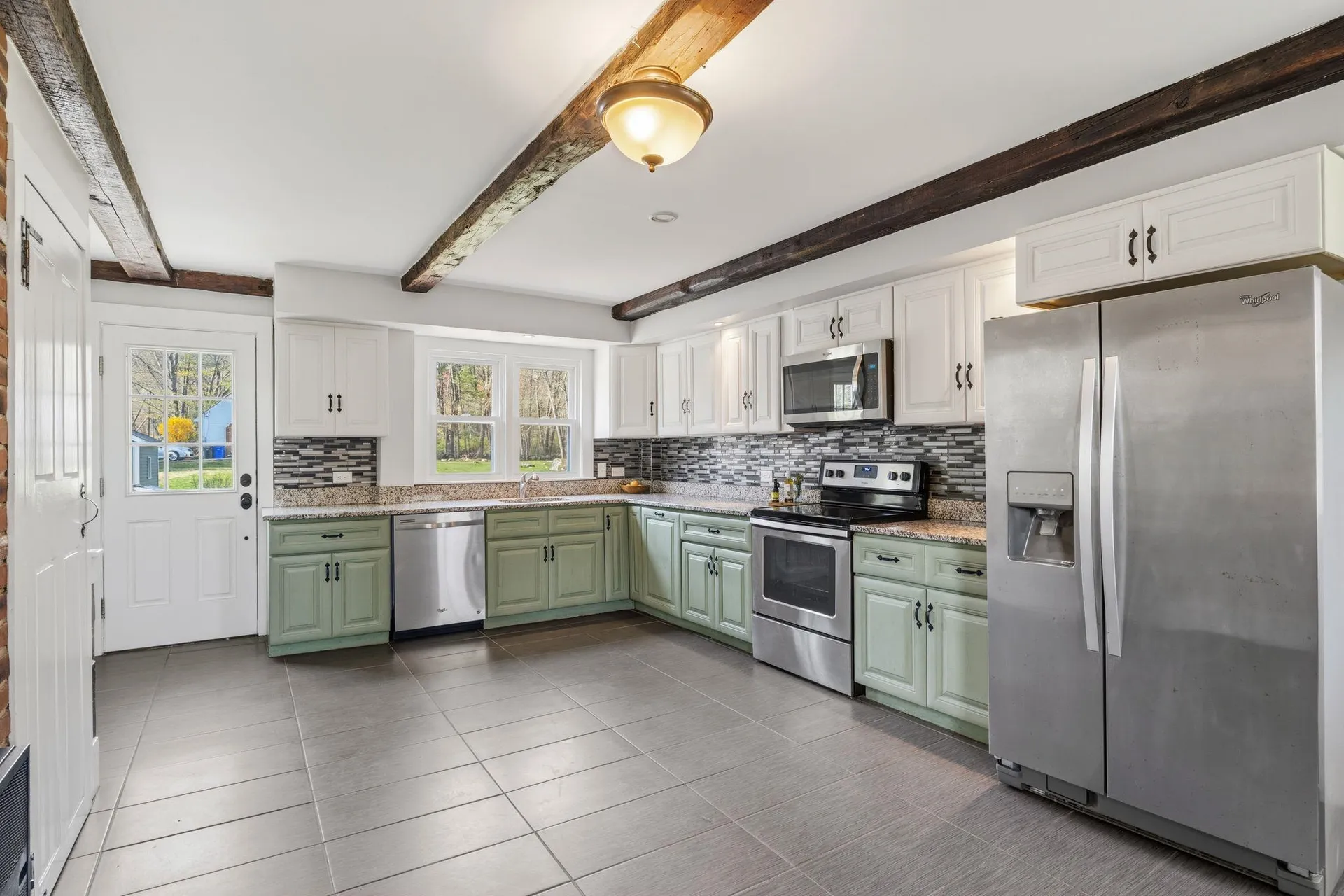 102 Mountain Road Goffstown NH 03045