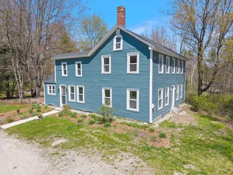 102 Mountain Road Goffstown NH 03045