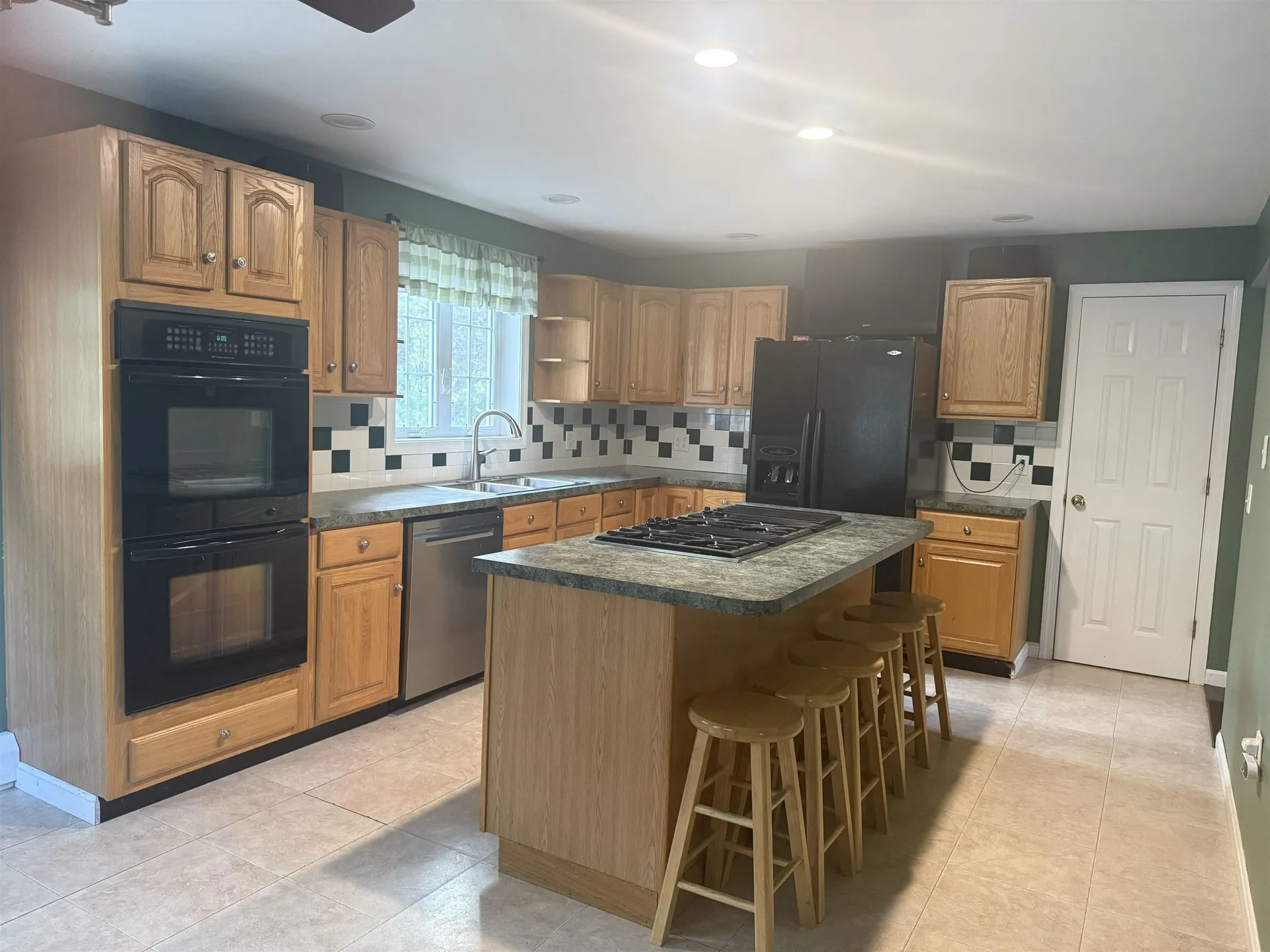 35A Folly Mill Road Seabrook NH 03874