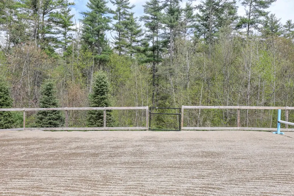 314 Tucker Mill Road New Boston NH 03070