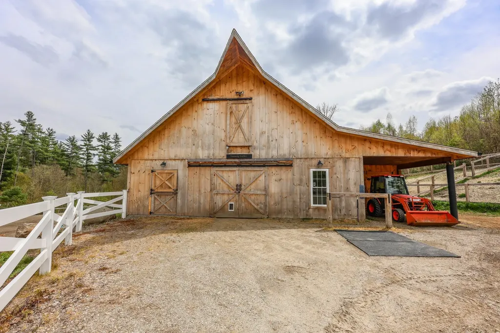 314 Tucker Mill Road New Boston NH 03070