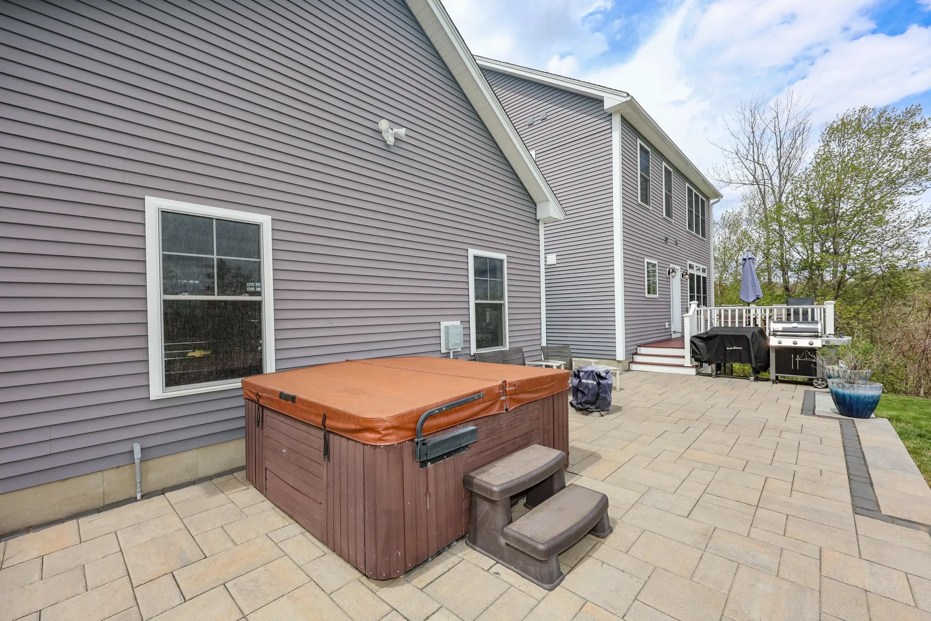 314 Tucker Mill Road New Boston NH 03070