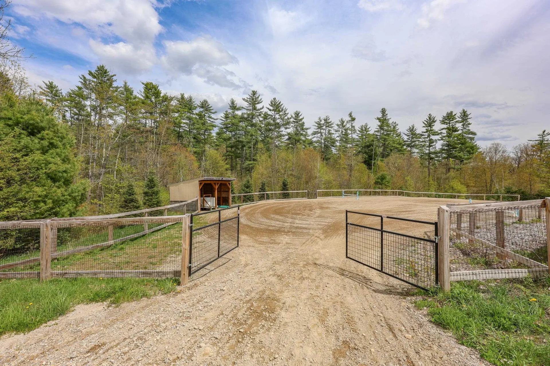 314 Tucker Mill Road New Boston NH 03070