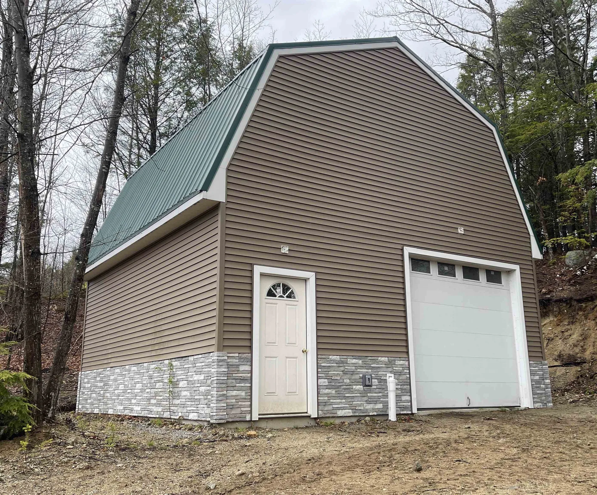 741 West Main Street Hillsborough NH 03244