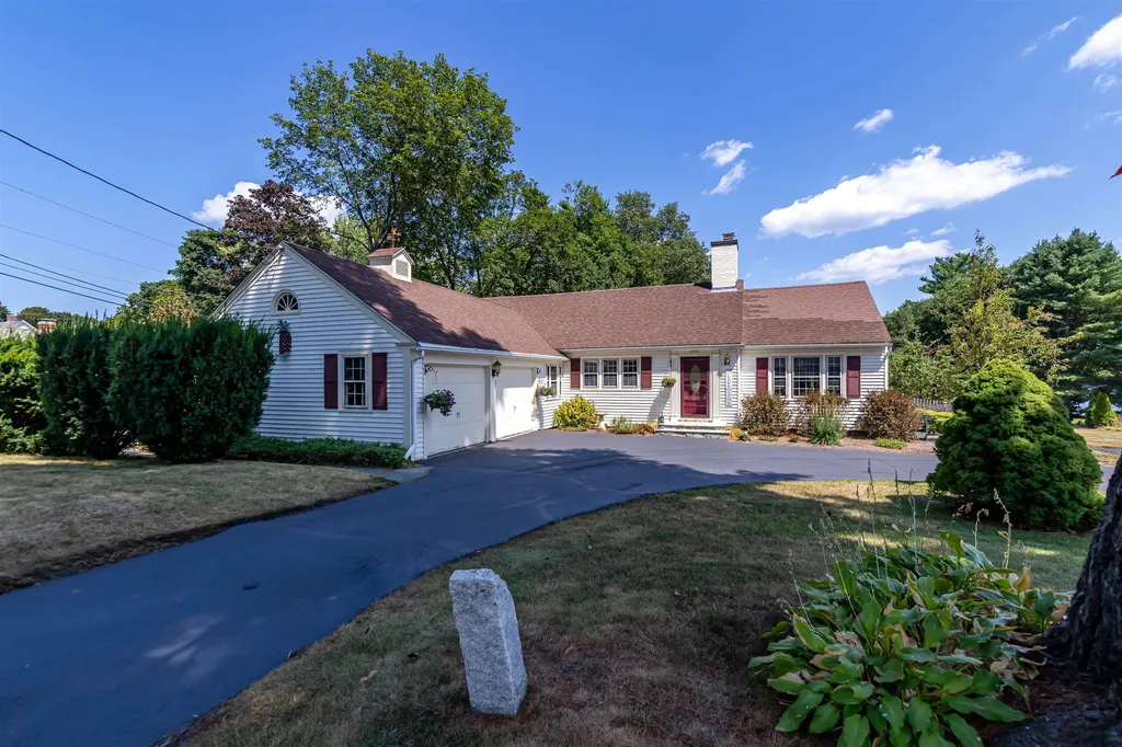 1391 Old North Main Street Laconia NH 03246